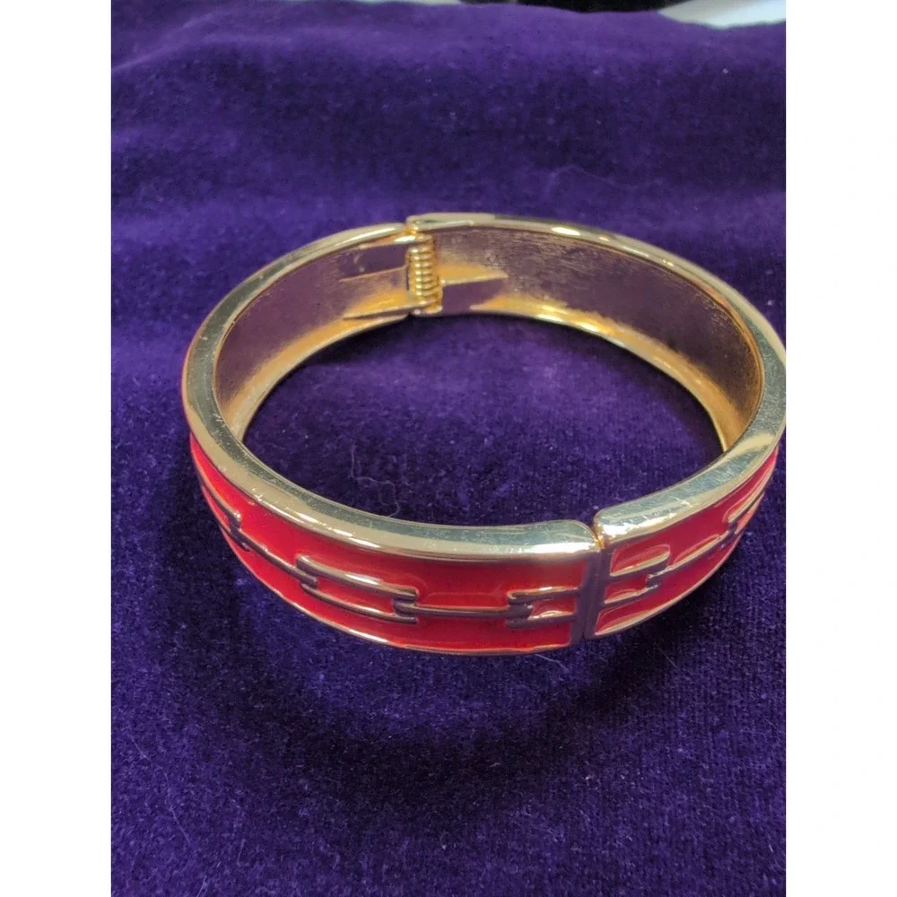 Link usps bracelet